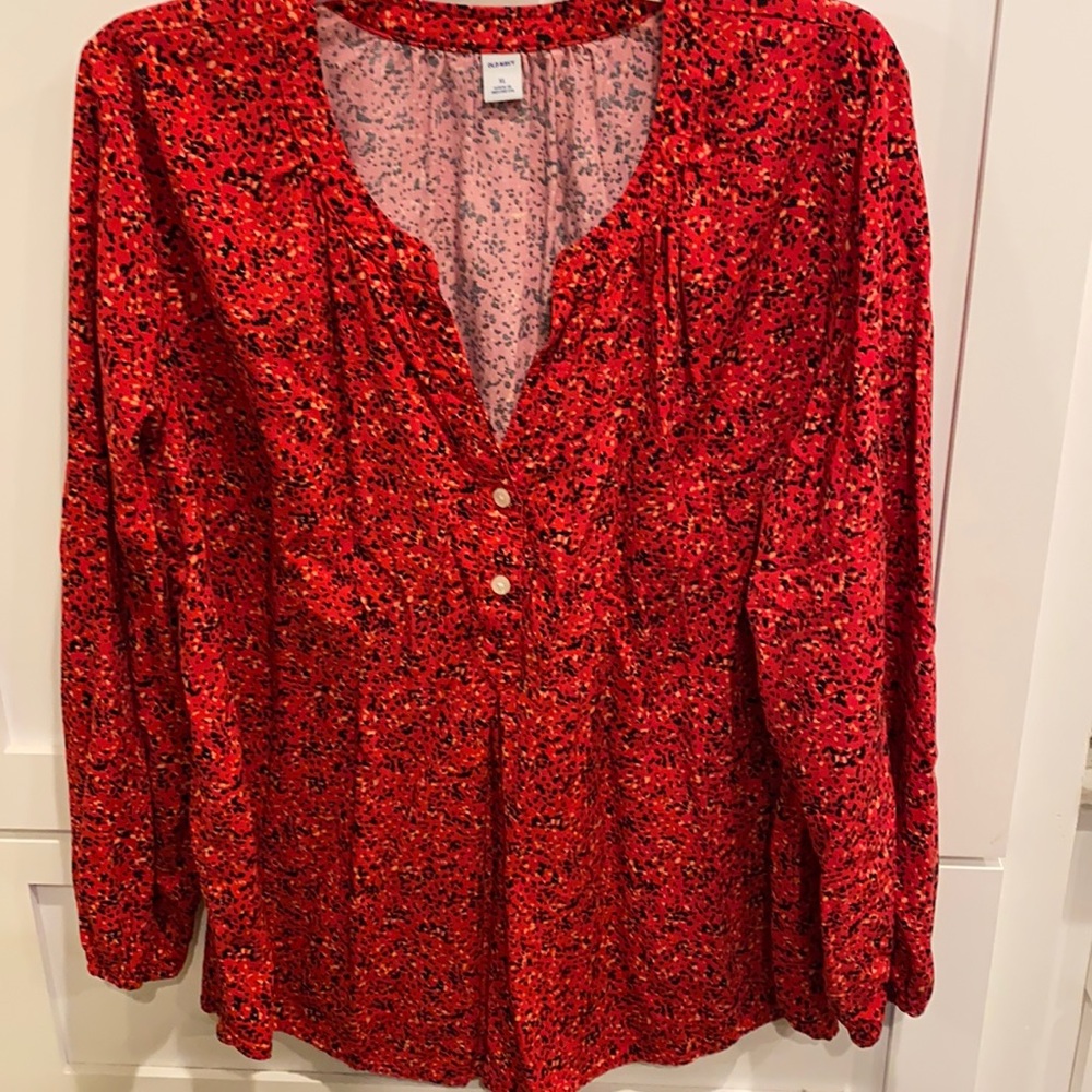 Woman’s dress top
